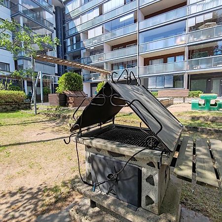 Lovely Apartment Near The Beach Helsinki Exterior photo